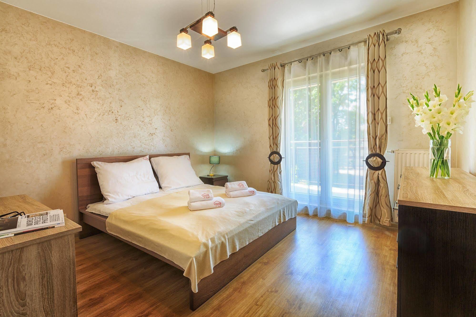 Apartamenty Aparts Łódź Kültér fotó