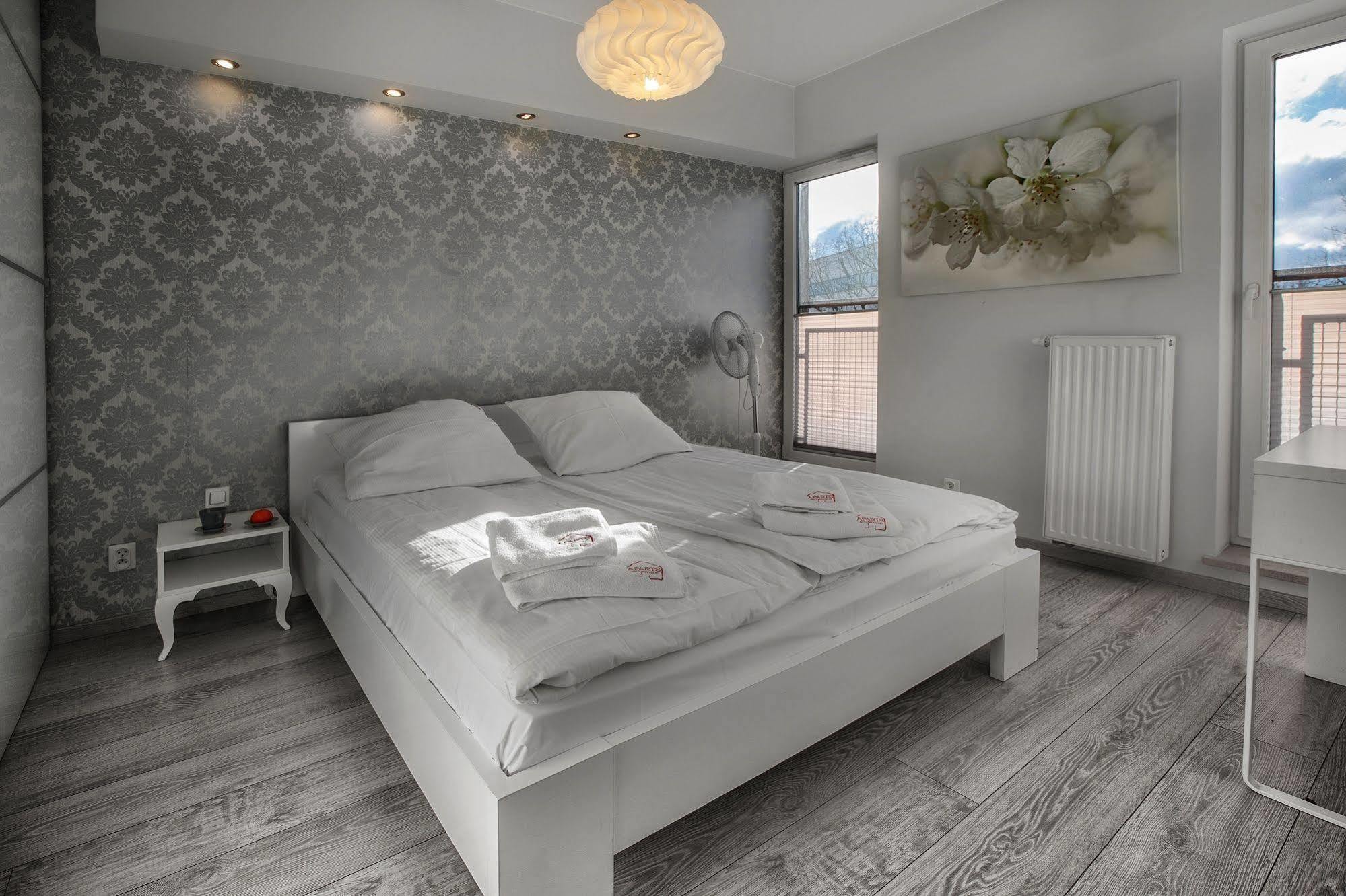 Apartamenty Aparts Łódź Kültér fotó