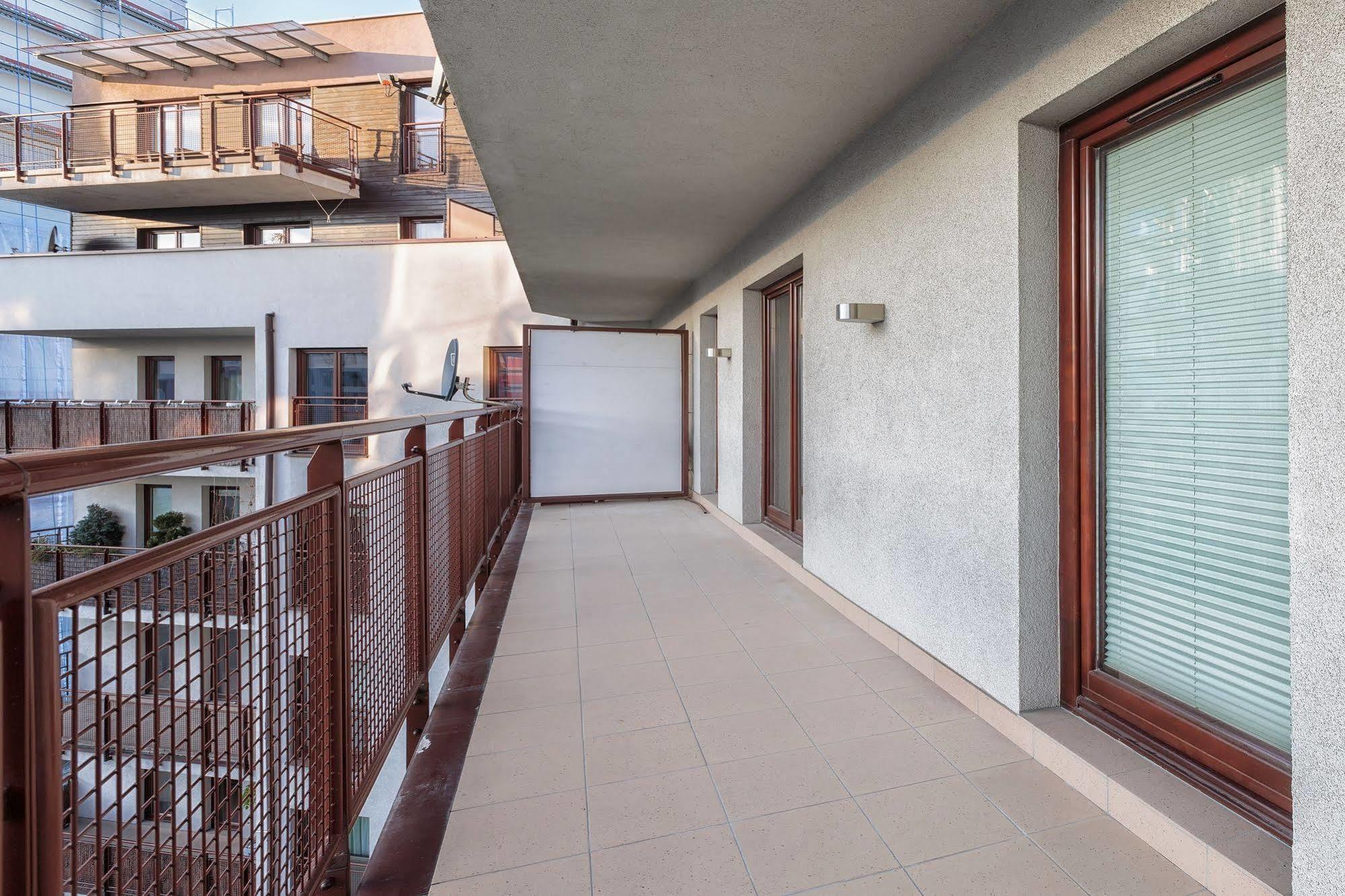 Apartamenty Aparts Łódź Kültér fotó