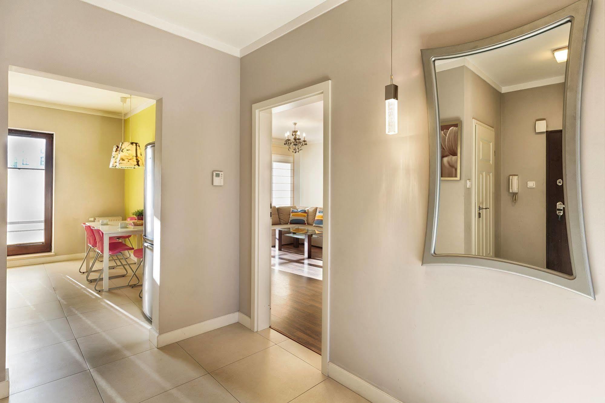Apartamenty Aparts Łódź Kültér fotó